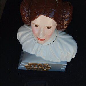 Star Wars Princess Leia Cookie Jar Hand painted 0685/1000 Limit Star Jars 1997